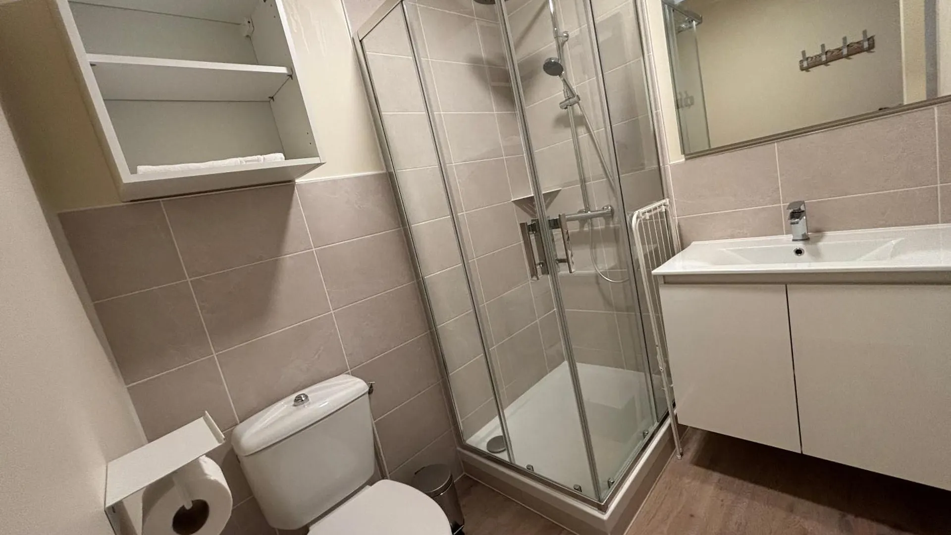 Le D'Artagnan - App 8 - Balcon Apartment Cazaubon France